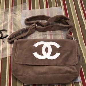 Chanel Precision bag